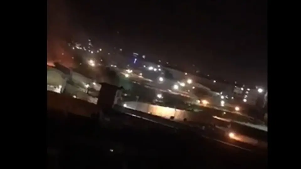 نیروهای امنیتی شورش زندانيان سپیدار اهواز به دليل كرونا را سرکوب کردند