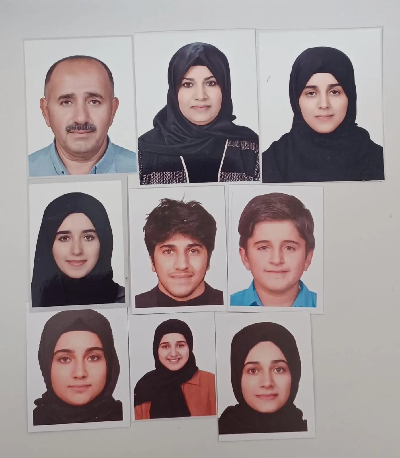 اللاجيء الأهوازي عبدالخضر دورقي مع اطفاله السبعة في خطر الترحيل من تركيا الى إيران